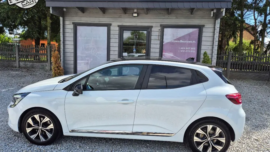 RENAULT Clio -