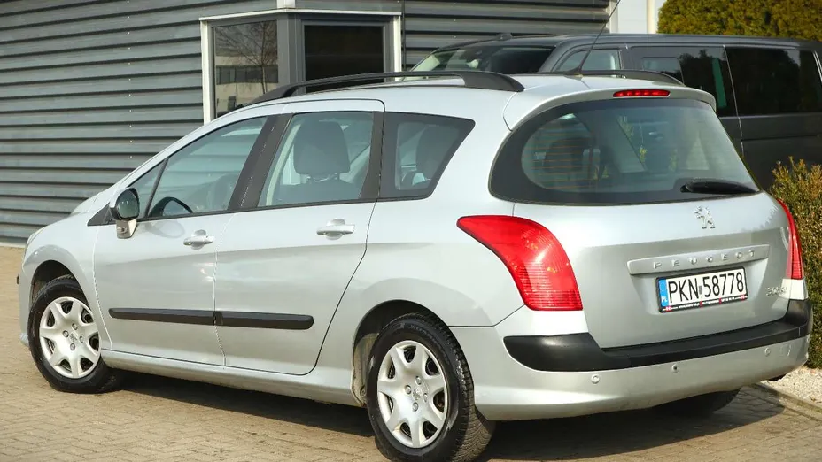PEUGEOT 308 -