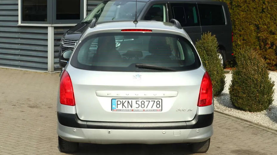 PEUGEOT 308 -