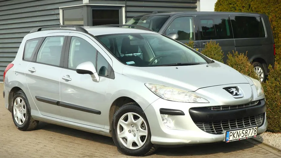PEUGEOT 308 -