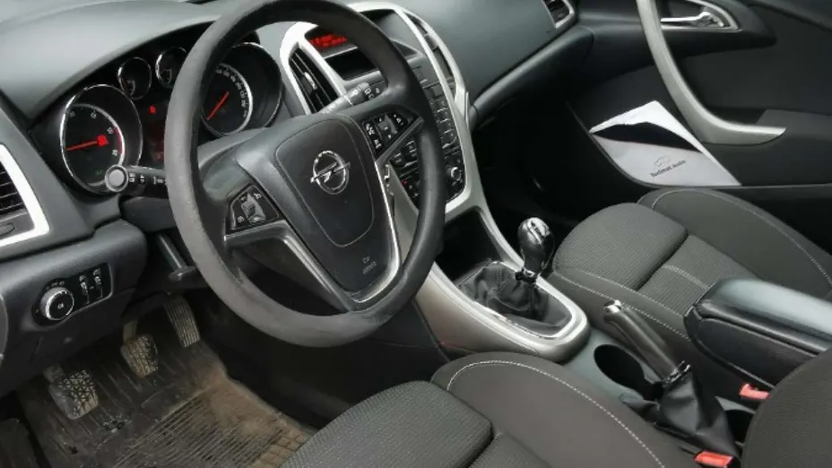 OPEL Astra -