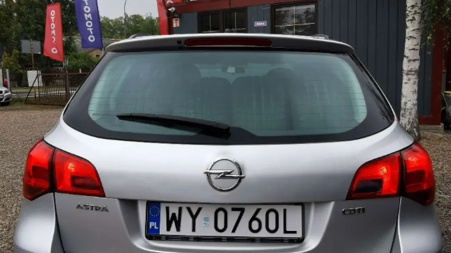 OPEL Astra -