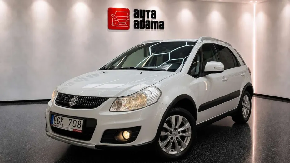 SUZUKI SX4 -