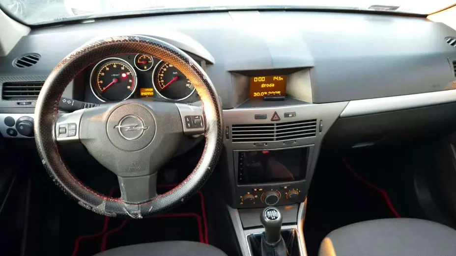 OPEL Astra -