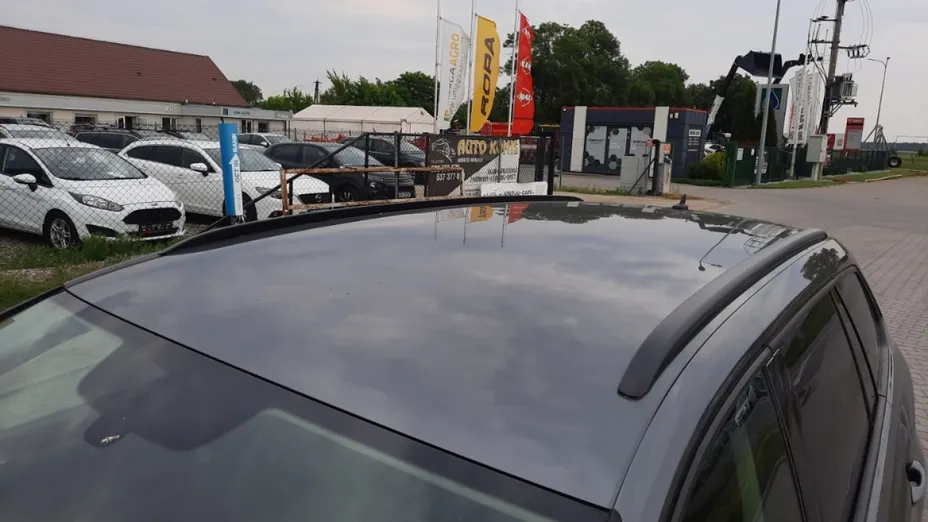 VOLKSWAGEN Passat -
