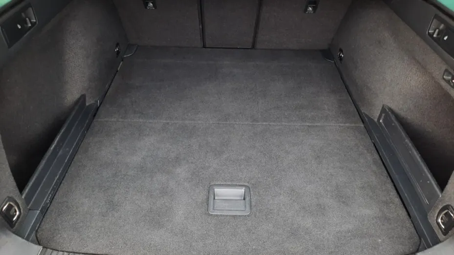VOLKSWAGEN Passat -