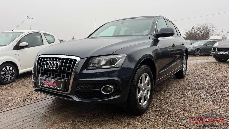 AUDI Q5 -