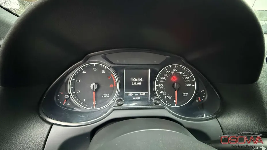 AUDI Q5 -
