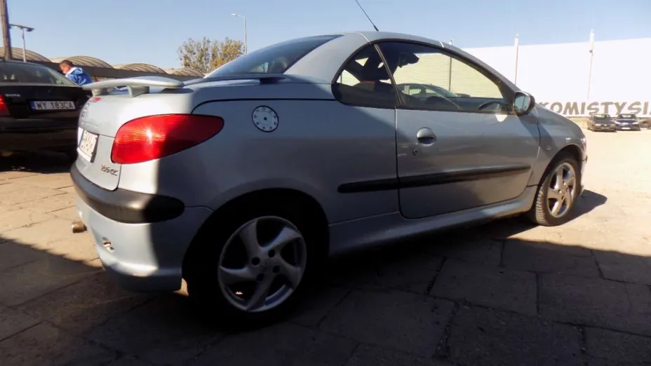 PEUGEOT 206 -