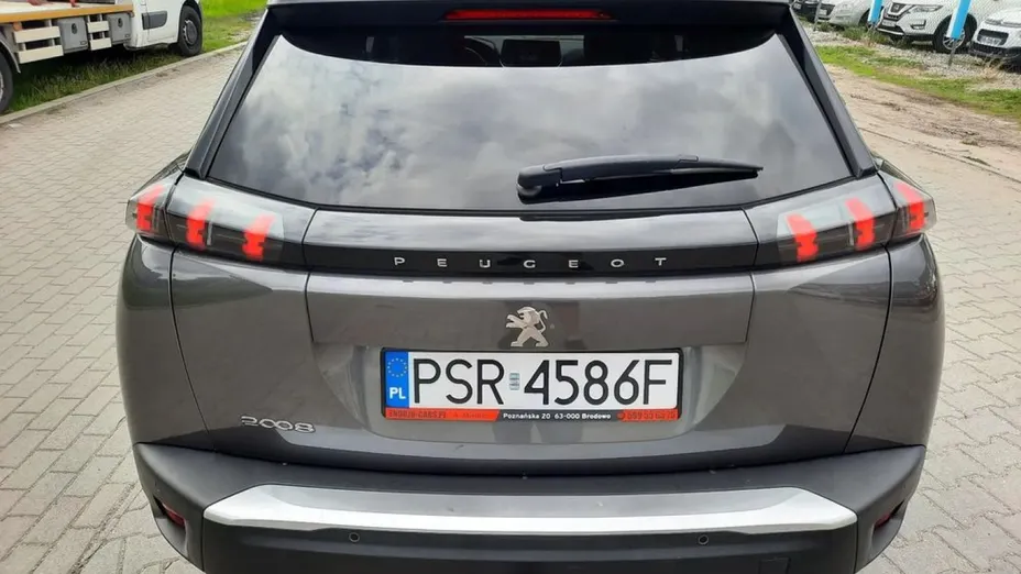 PEUGEOT 2008 -