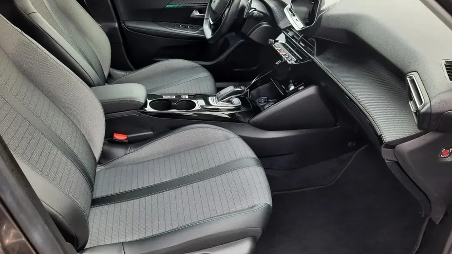 PEUGEOT 2008 -