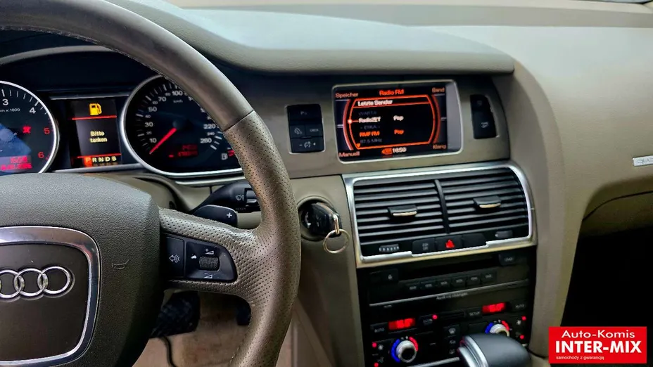 AUDI Q7 -