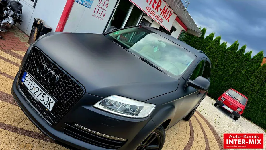 AUDI Q7 -