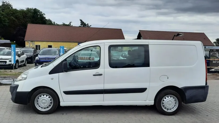 PEUGEOT Expert -