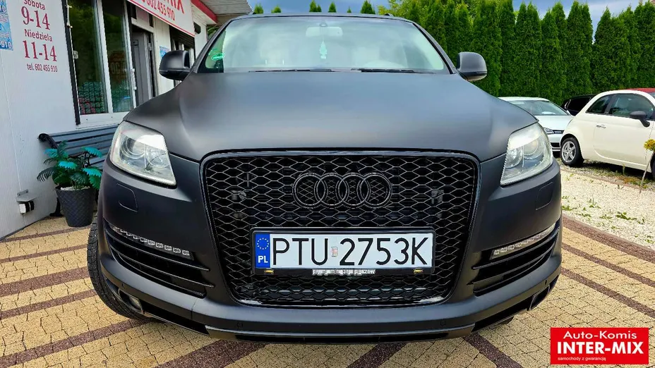 AUDI Q7 -