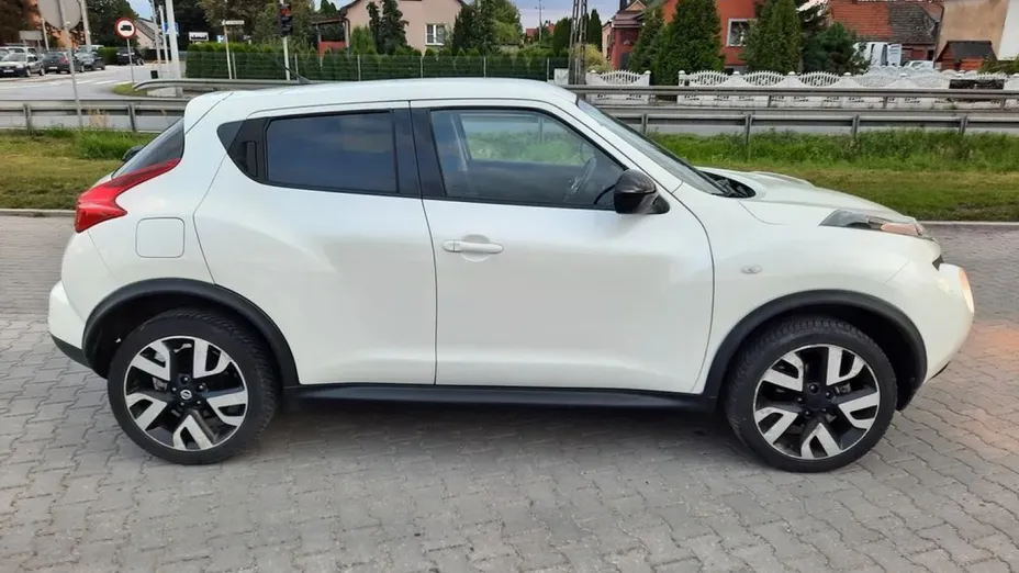 NISSAN Juke -