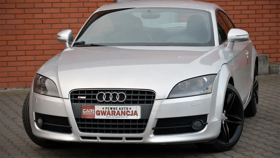 AUDI TT -