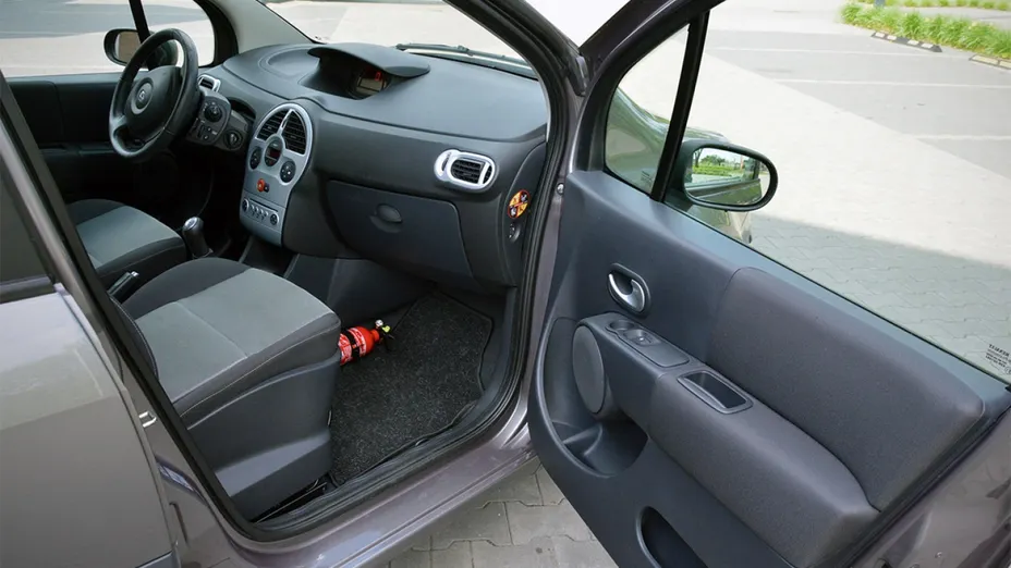 RENAULT Modus -