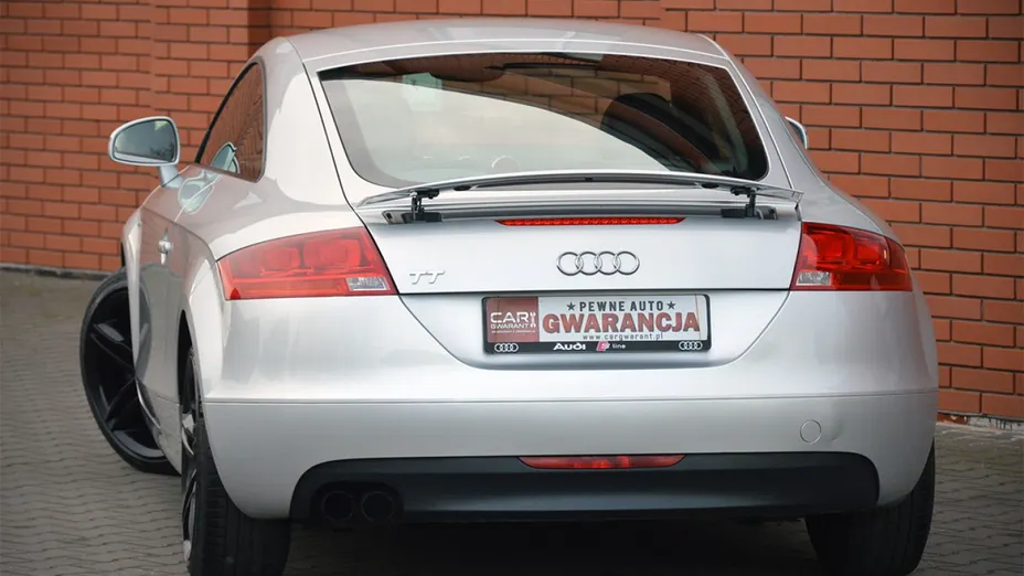 AUDI TT -