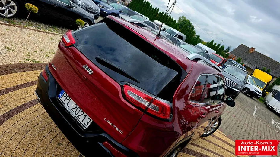 JEEP Cherokee -