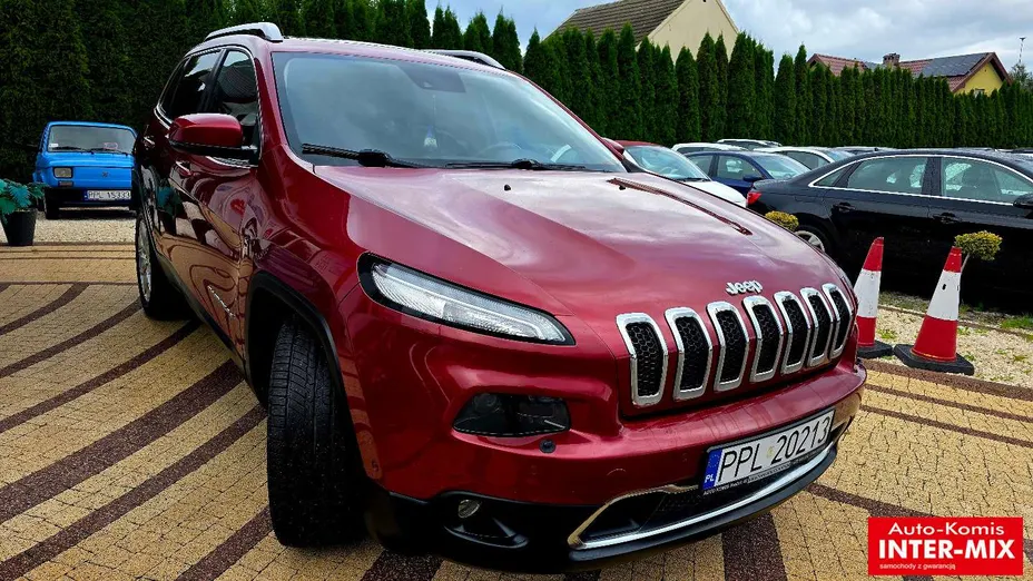 JEEP Cherokee -