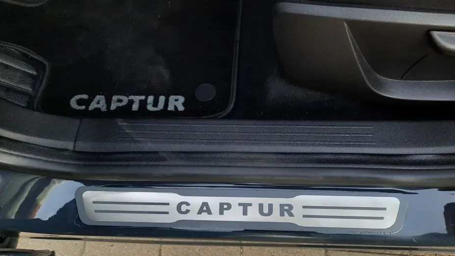 RENAULT Captur -