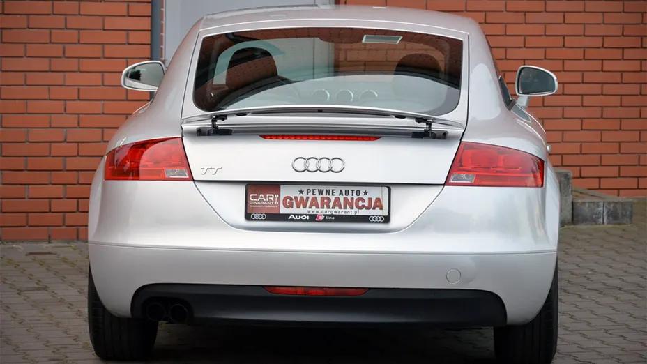 AUDI TT -