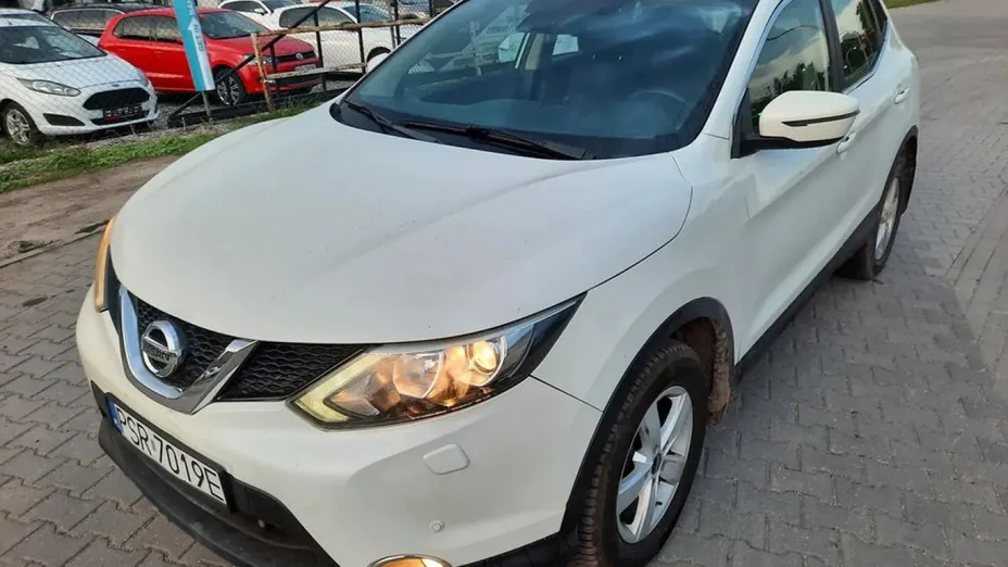 NISSAN Qashqai -