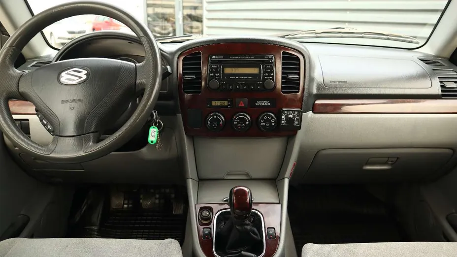 SUZUKI Grand Vitara -