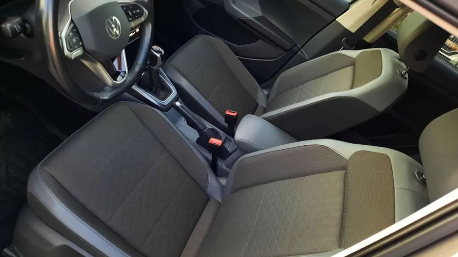 VOLKSWAGEN T-Cross -