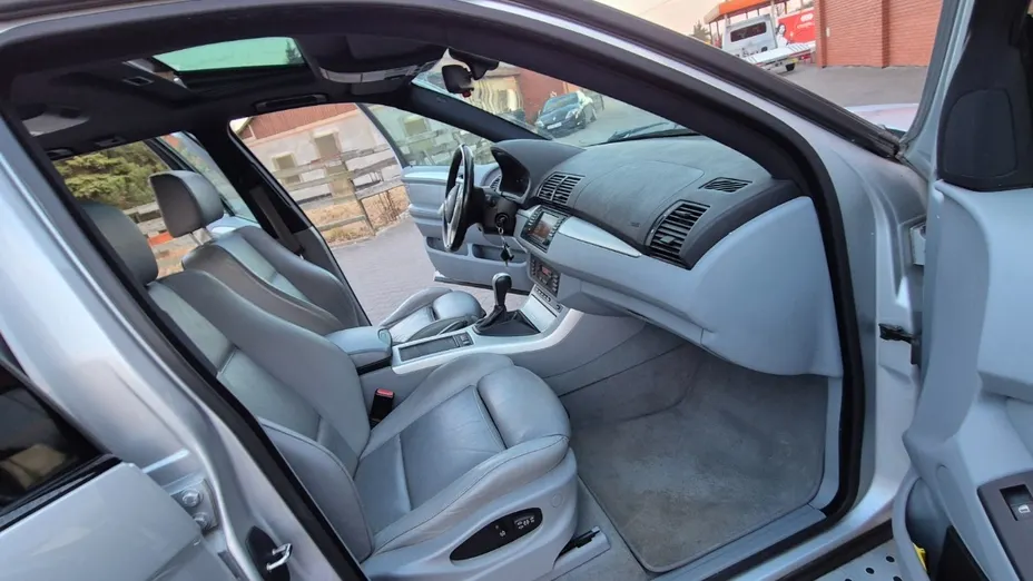 BMW X5 -