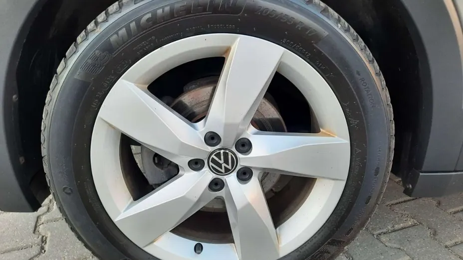 VOLKSWAGEN T-Cross -
