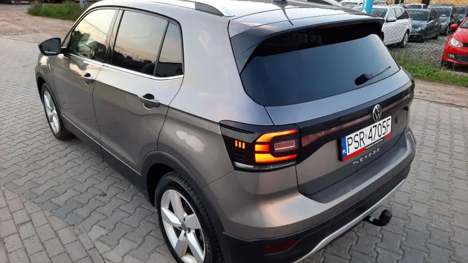 VOLKSWAGEN T-Cross -
