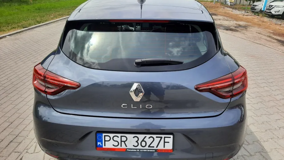RENAULT Clio -