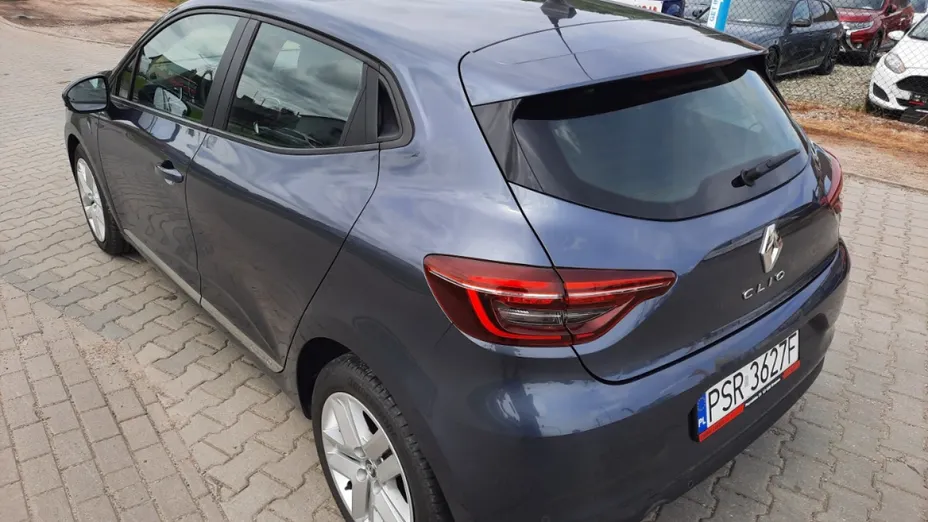RENAULT Clio -