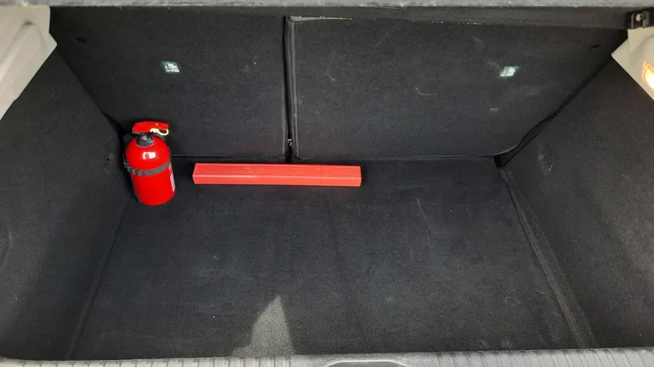 RENAULT Clio -