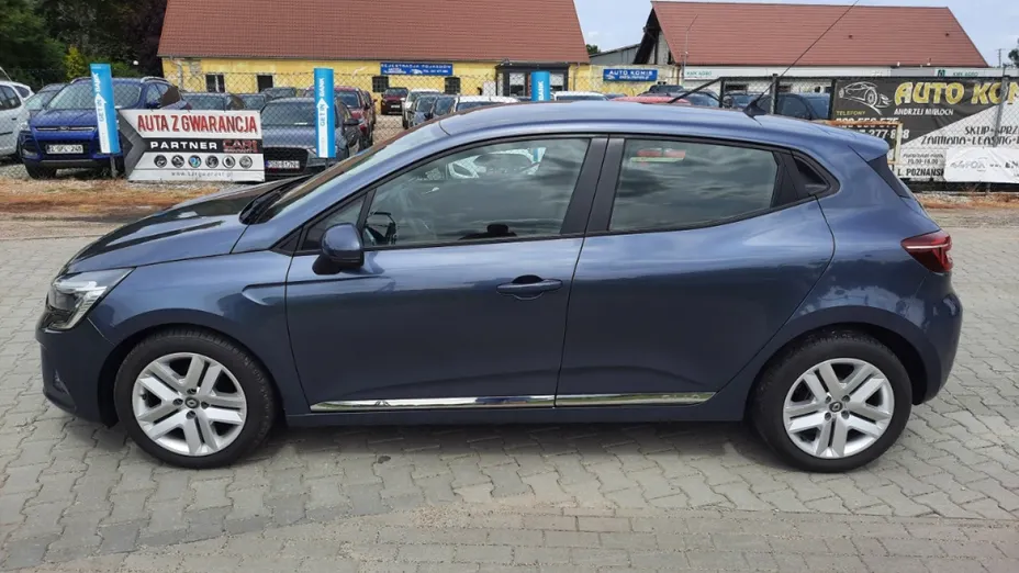 RENAULT Clio -