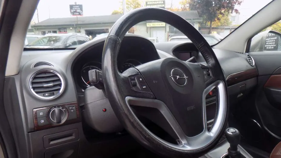 OPEL Antara -