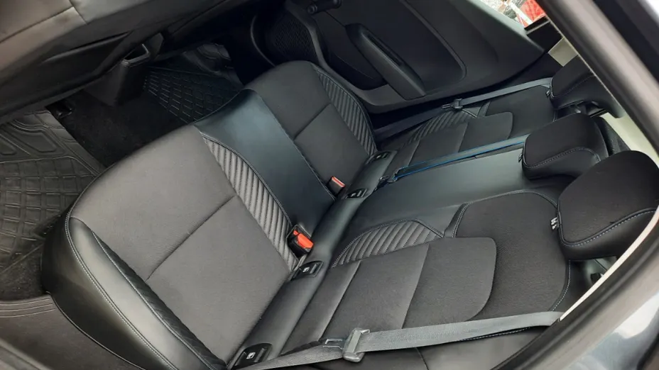 RENAULT Clio -