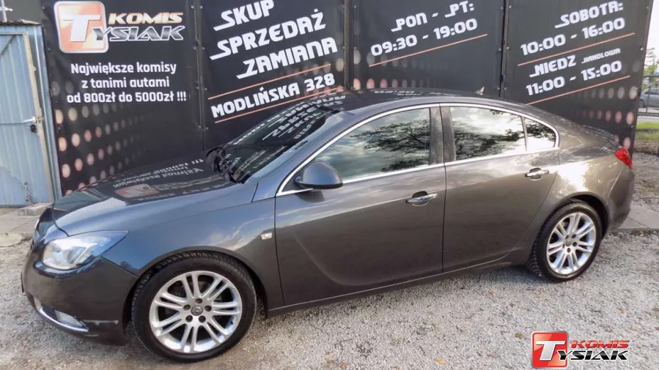 OPEL Insignia -