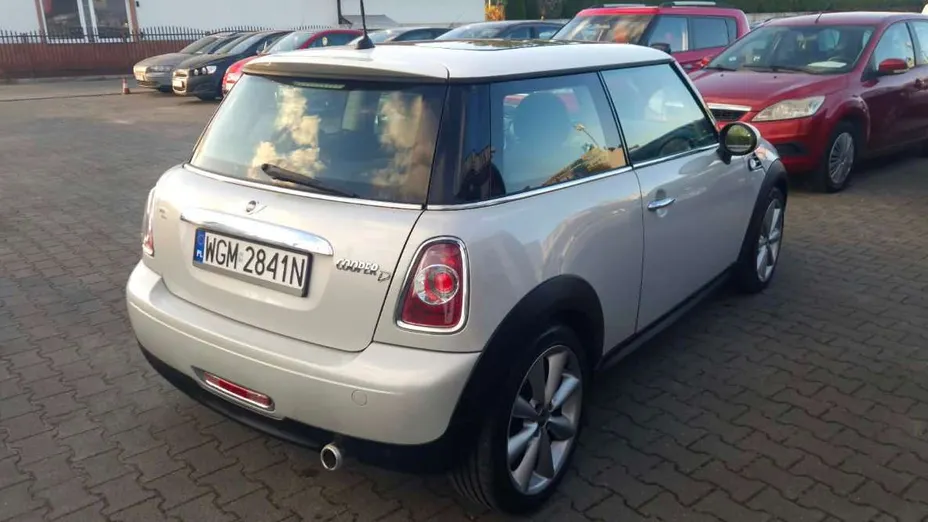 MINI Cooper -