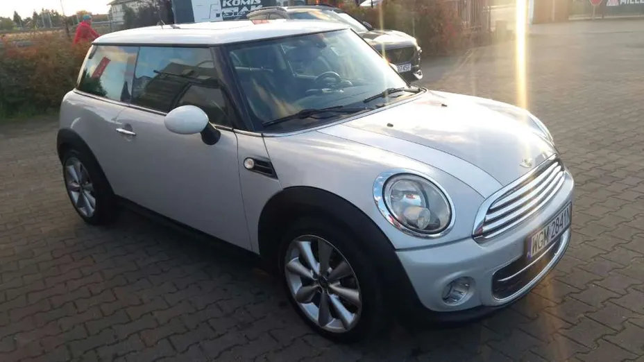 MINI Cooper -