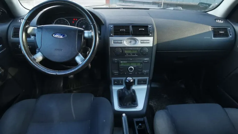 FORD Mondeo -