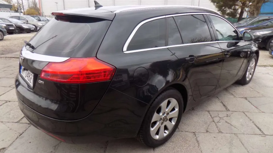 OPEL Insignia -