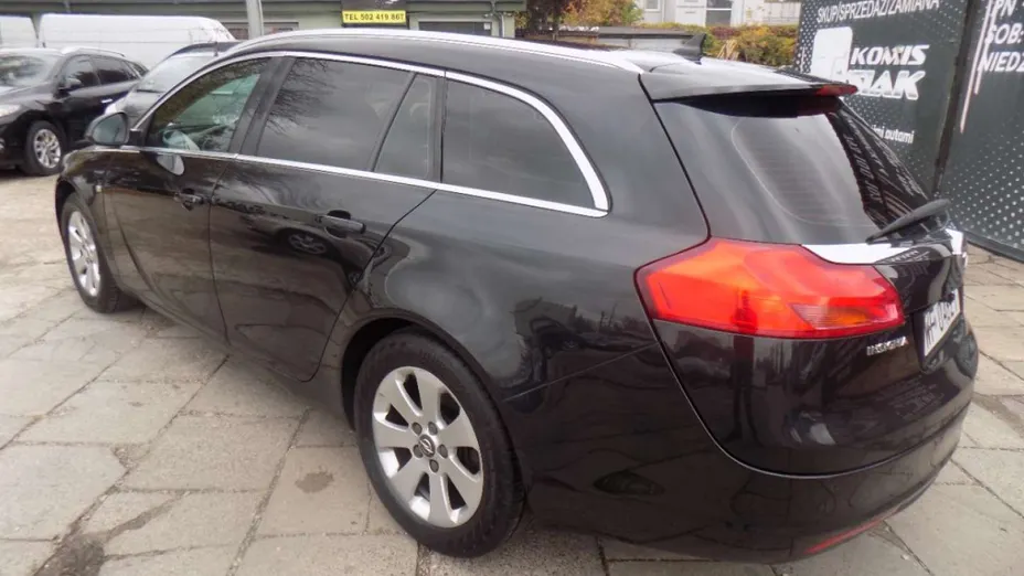 OPEL Insignia -