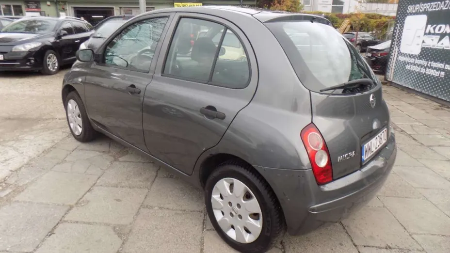 NISSAN Micra -