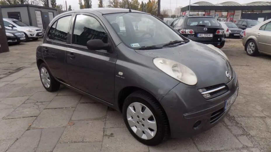 NISSAN Micra -