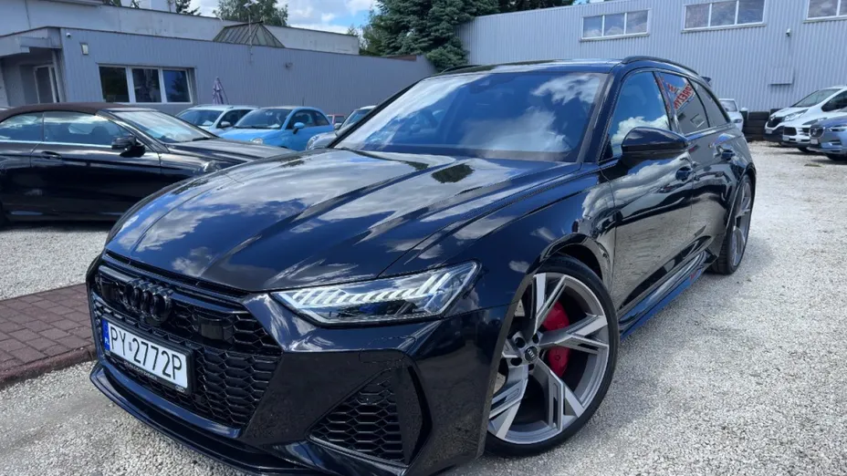 AUDI RS6 Avant -