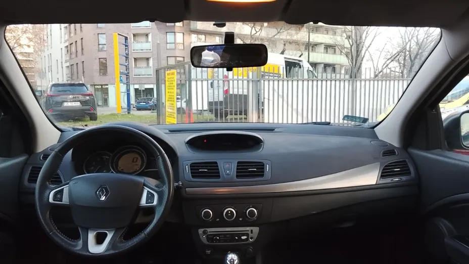 RENAULT Megane -