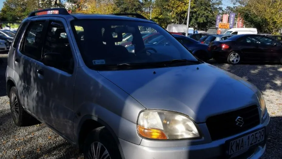 SUZUKI Ignis -